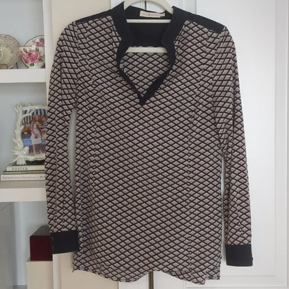 Tory Burch Silk Tunic in Navy/Beige Geo